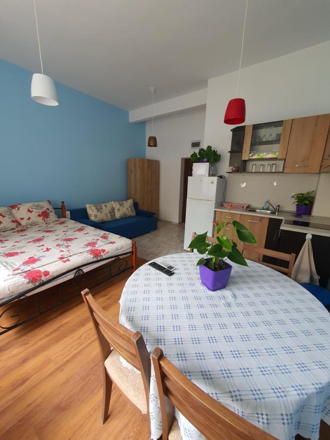Flowers Studio Pomorie Exterior foto