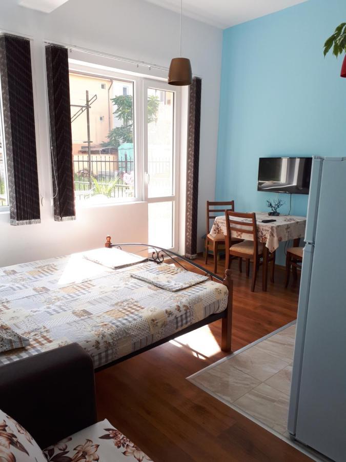 Flowers Studio Pomorie Exterior foto